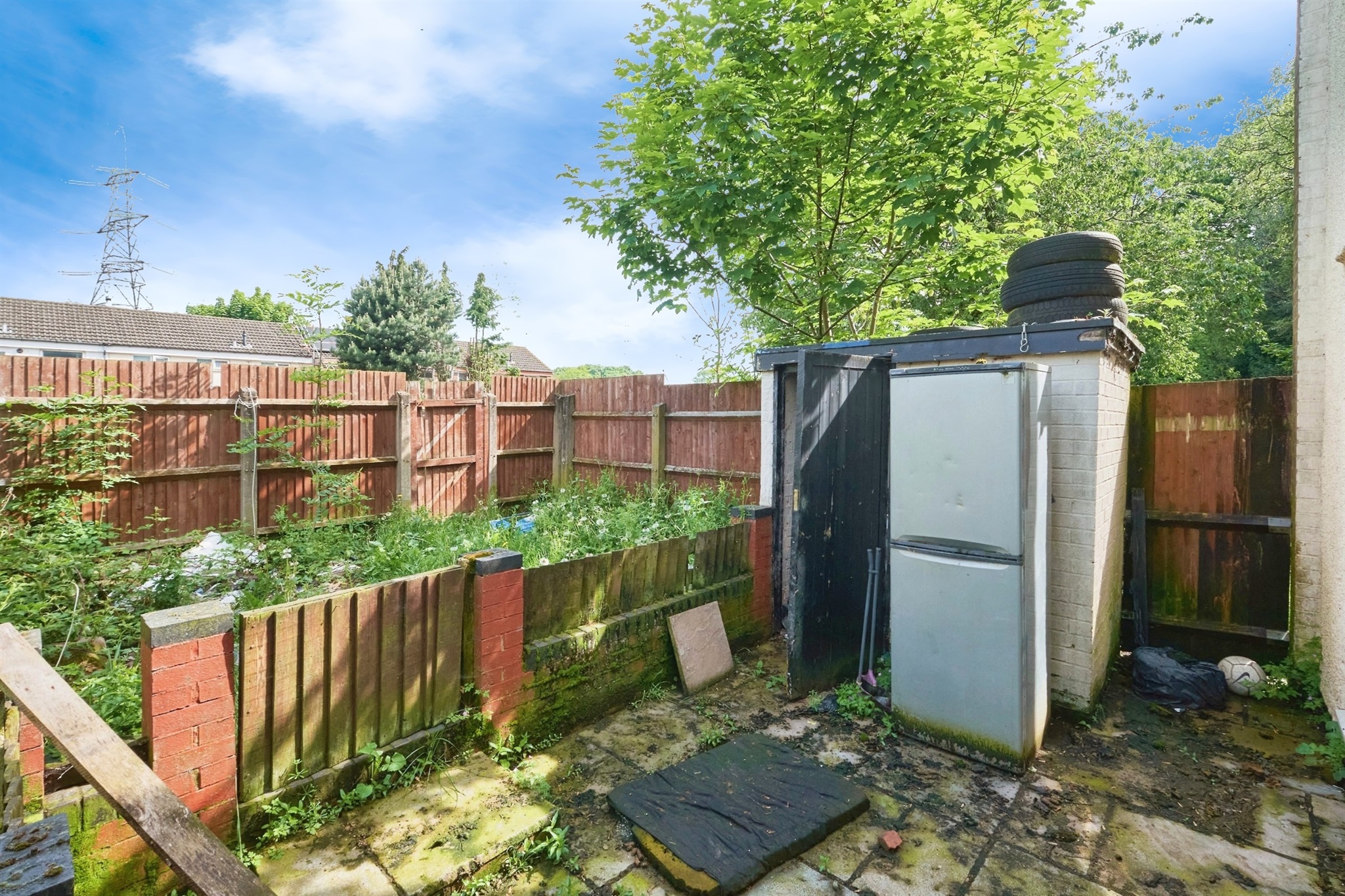 3 bed End of Terrace