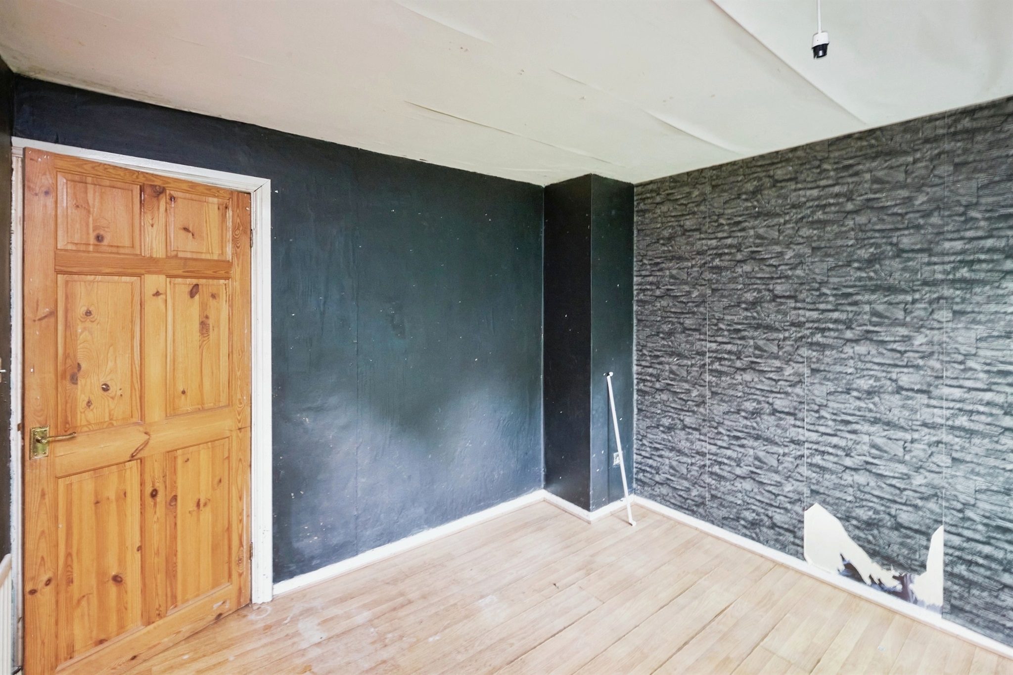 3 bed End of Terrace