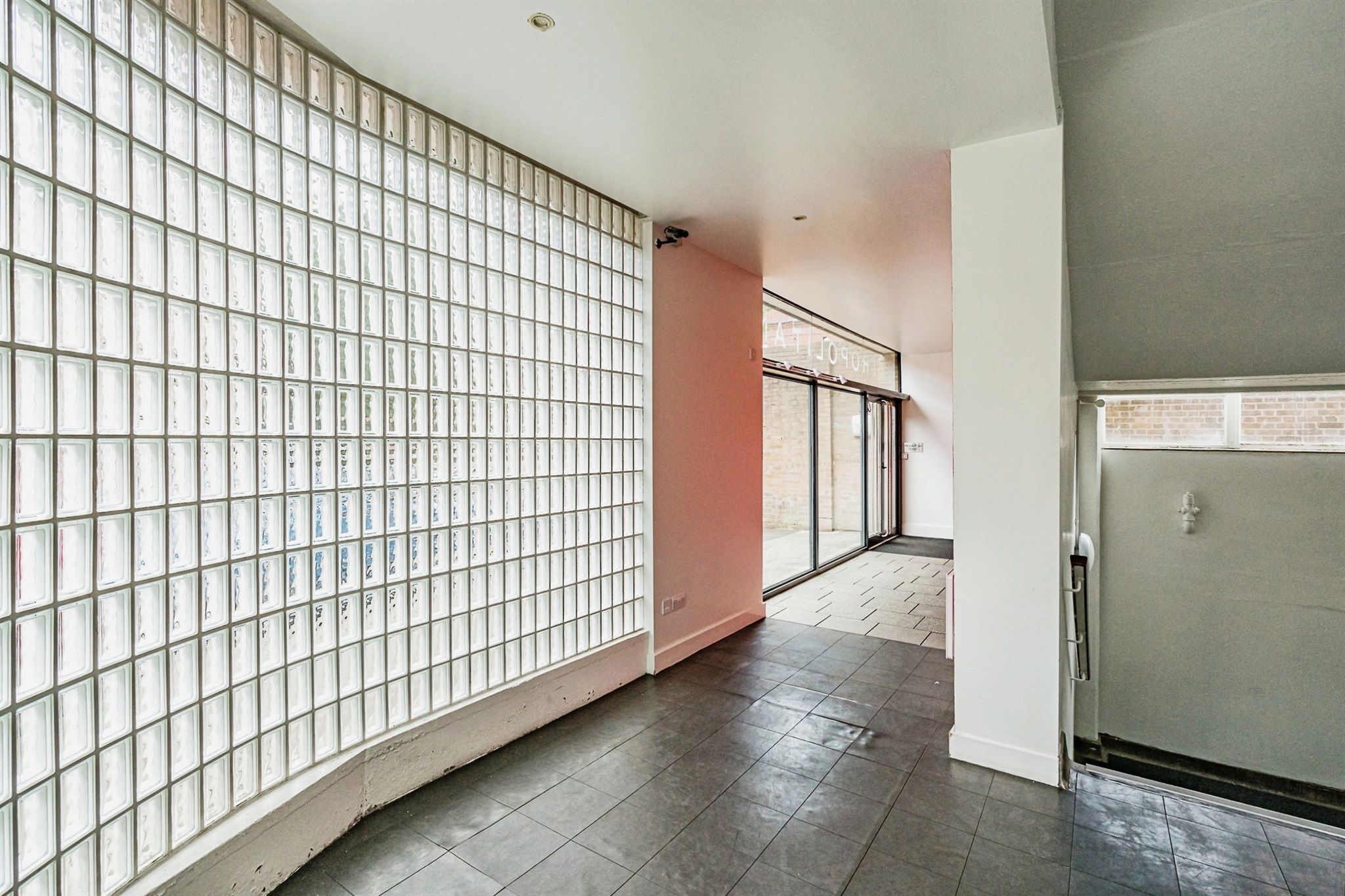 2 bed Apartment