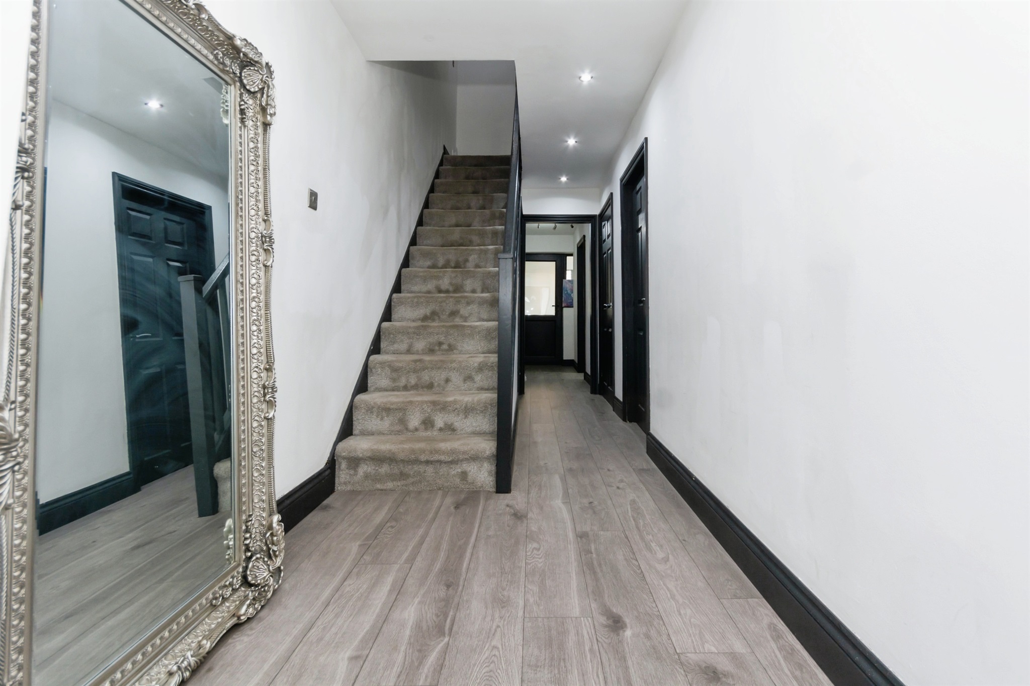 5 bed Semi-Detached