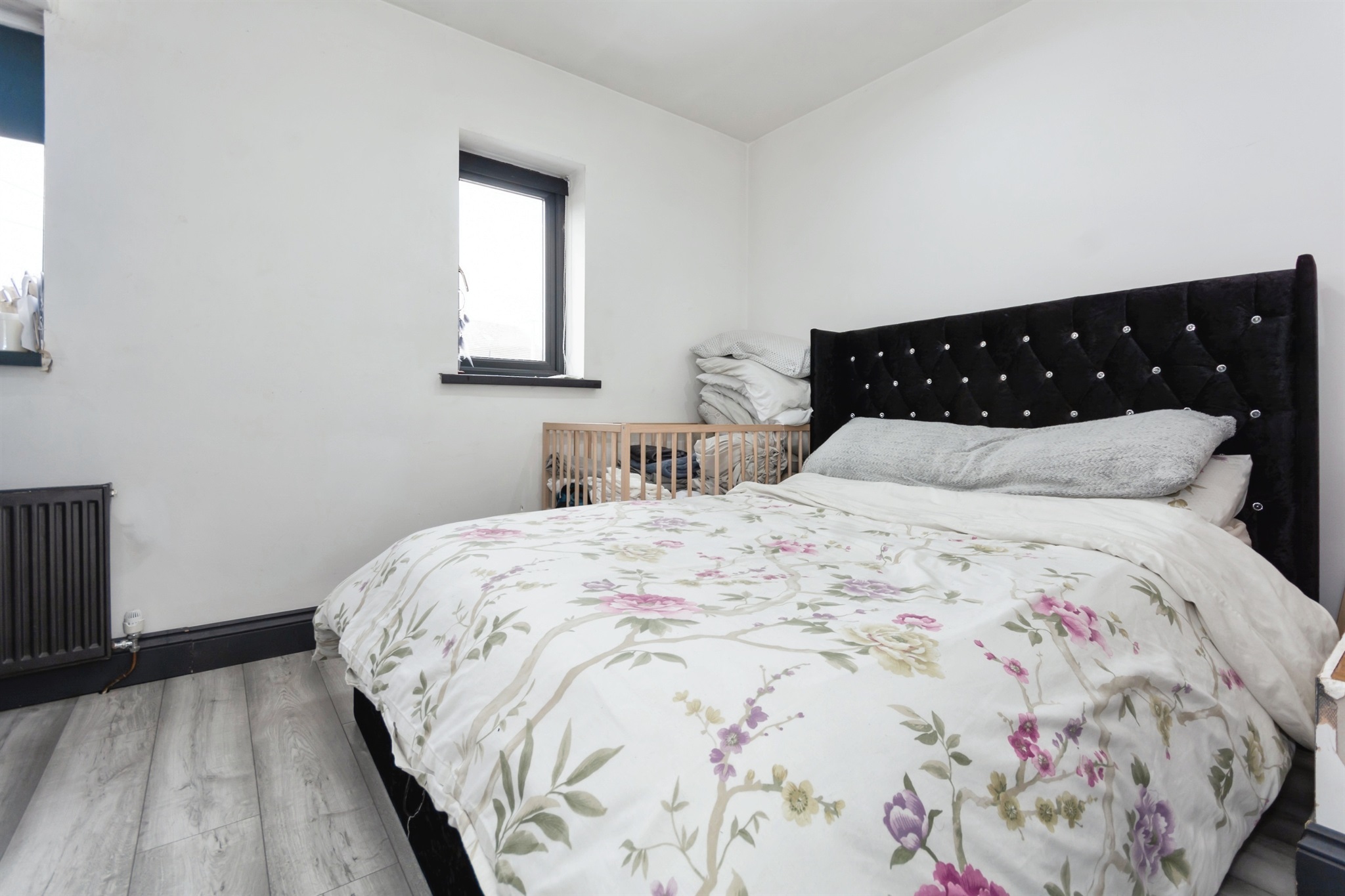 5 bed Semi-Detached