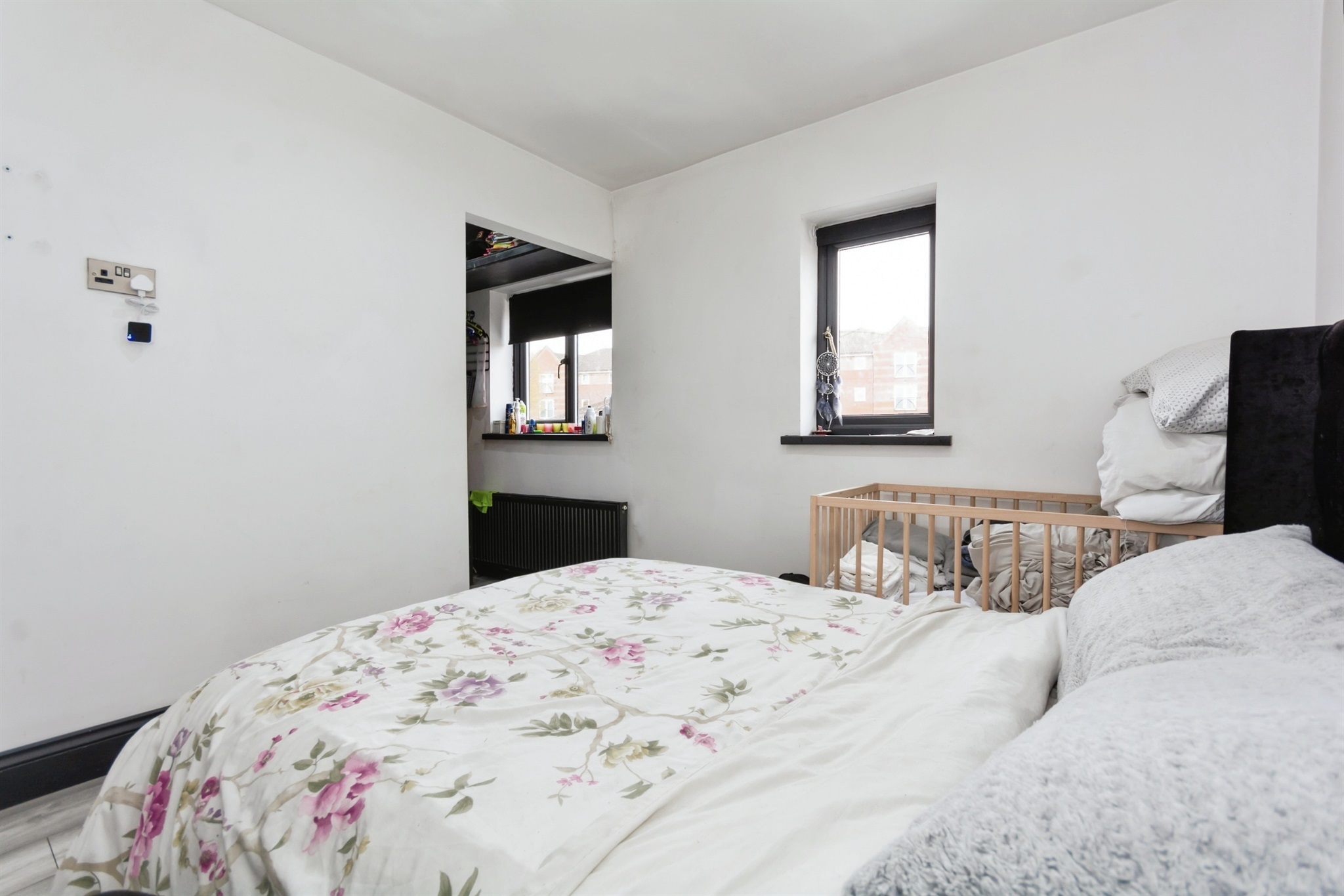 5 bed Semi-Detached