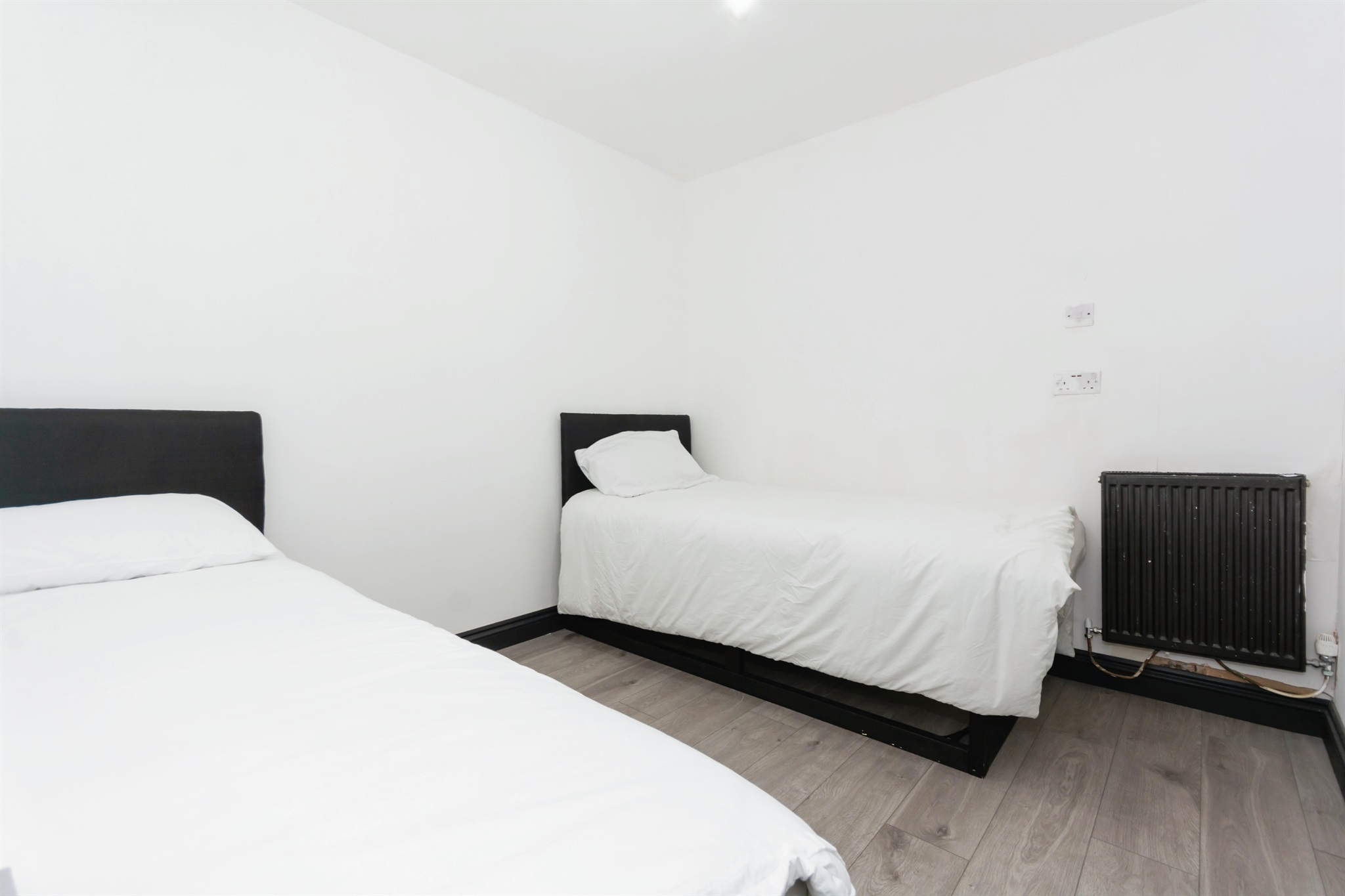 5 bed Semi-Detached