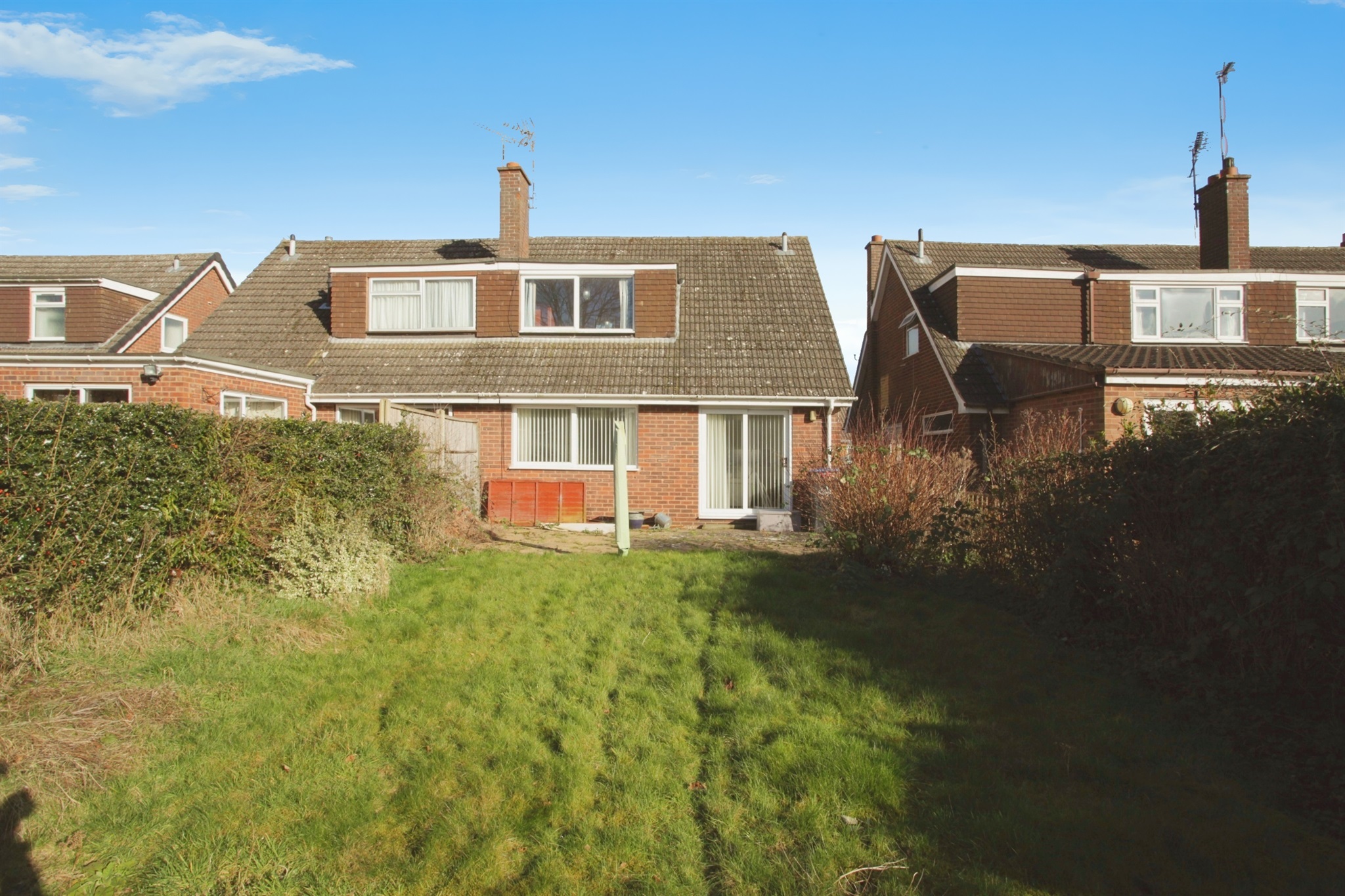 3 bed Semi-Detached