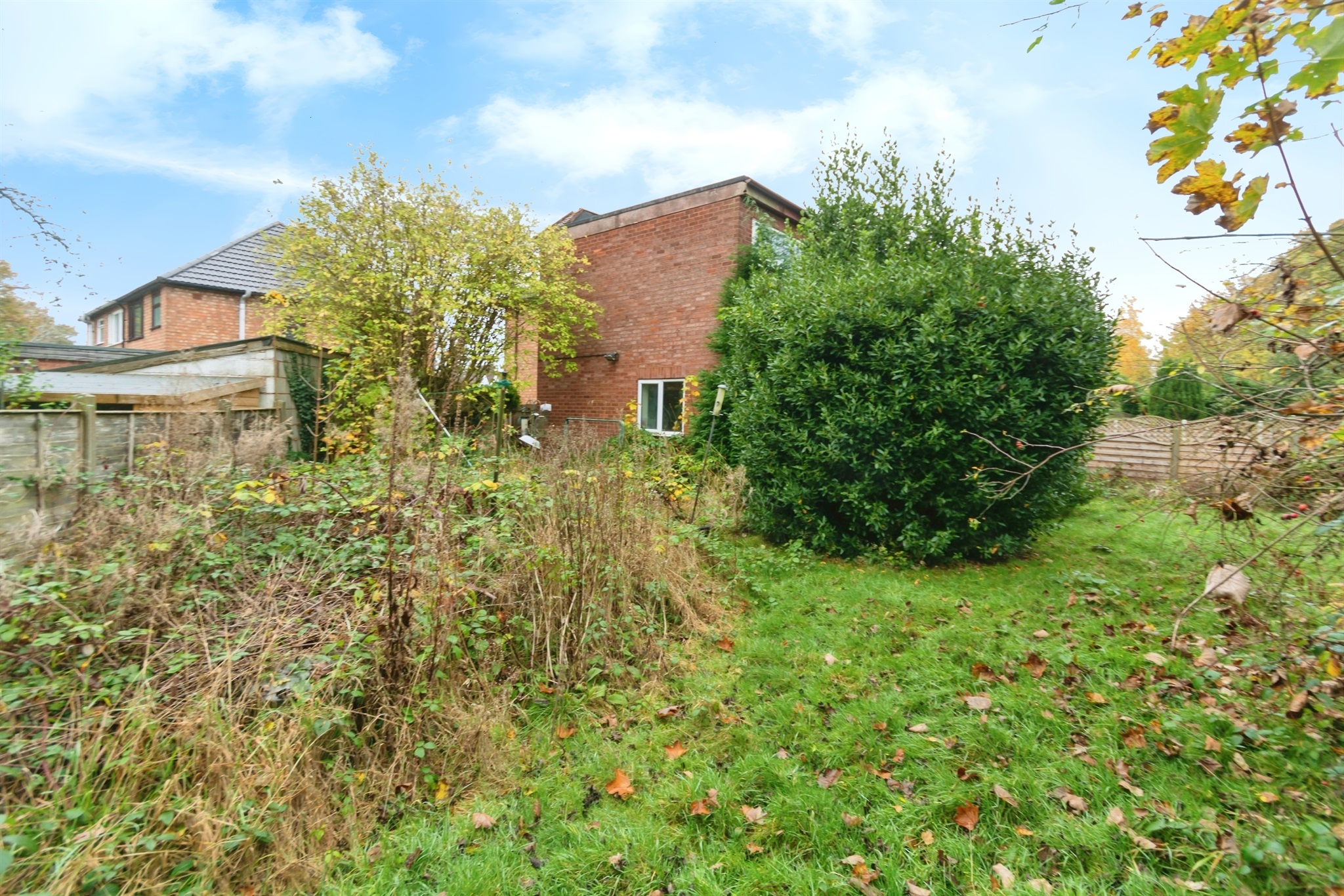 4 bed Semi-Detached