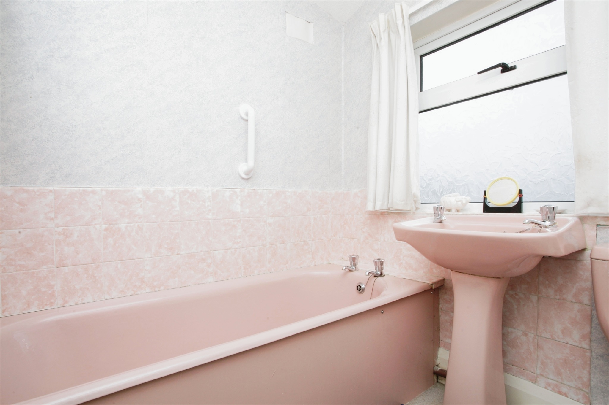 3 bed Semi-Detached