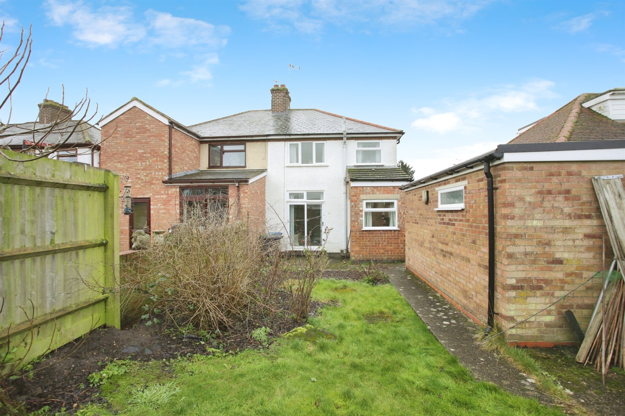 3 bed Semi-Detached