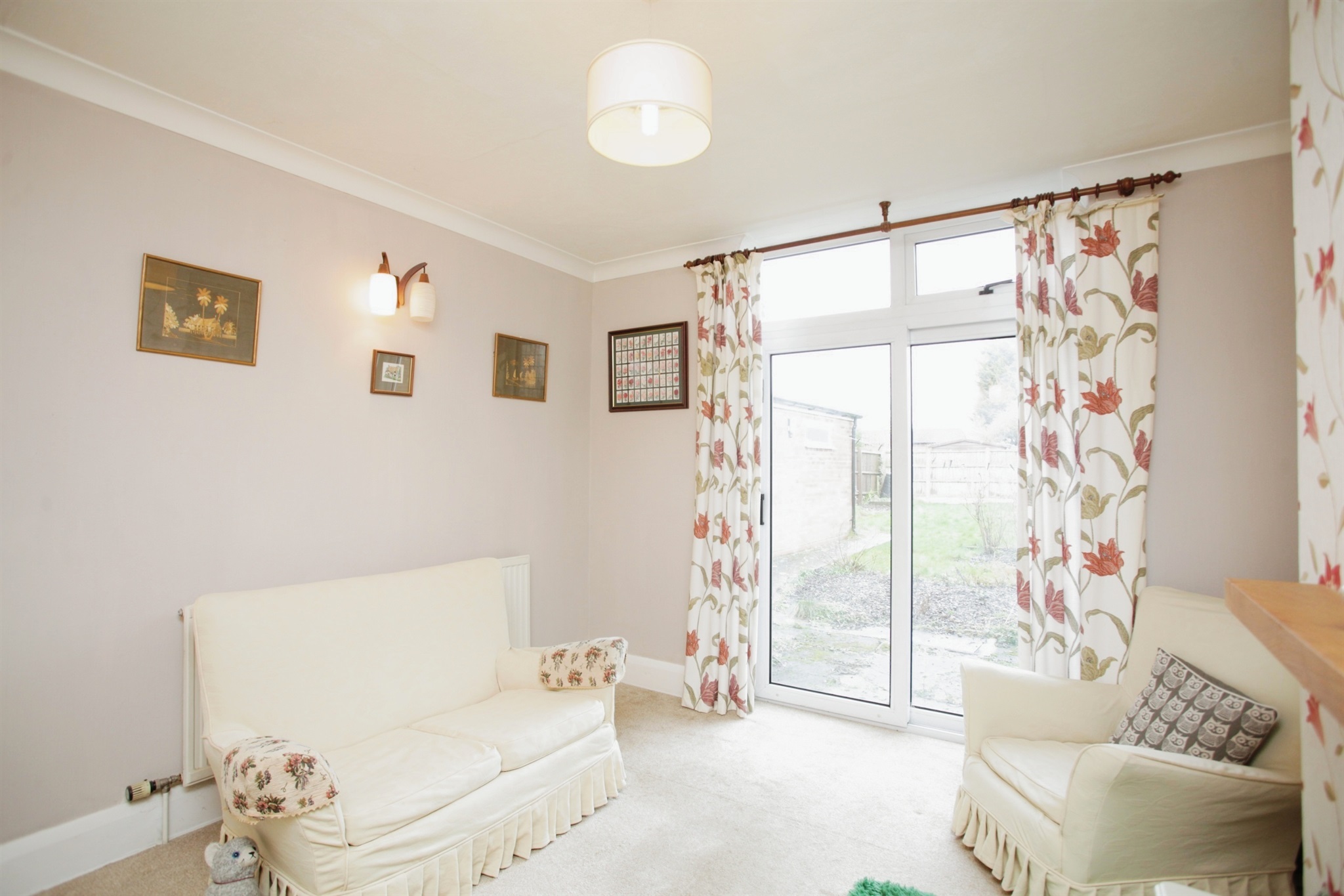 3 bed Semi-Detached