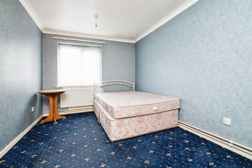 2 bed Terraced