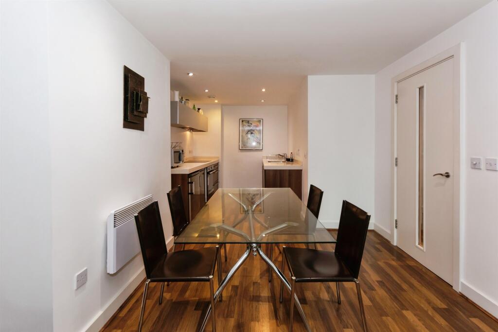 1 bed Apartment