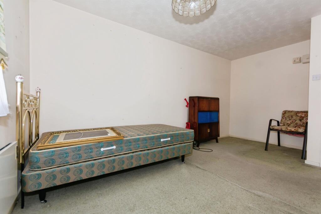 2 bed Apartment