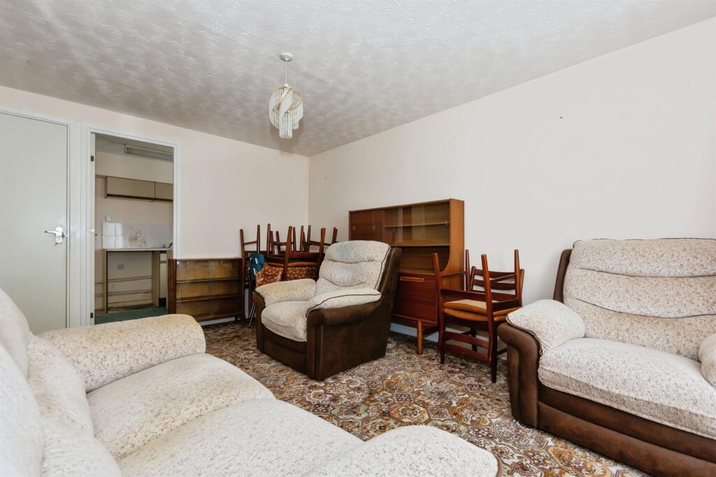 2 bed Apartment