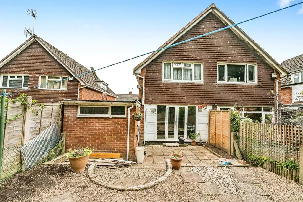 2 bed Semi-Detached