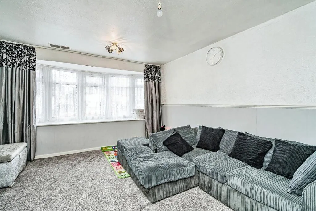 2 bed Semi-Detached