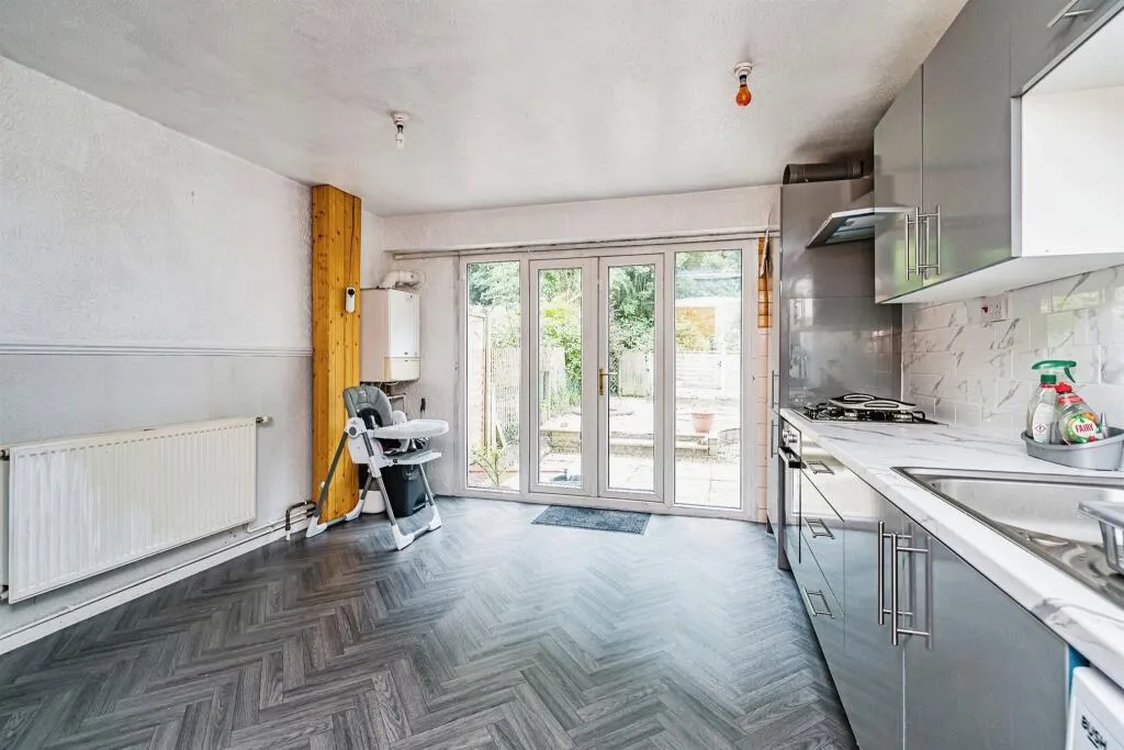 2 bed Semi-Detached