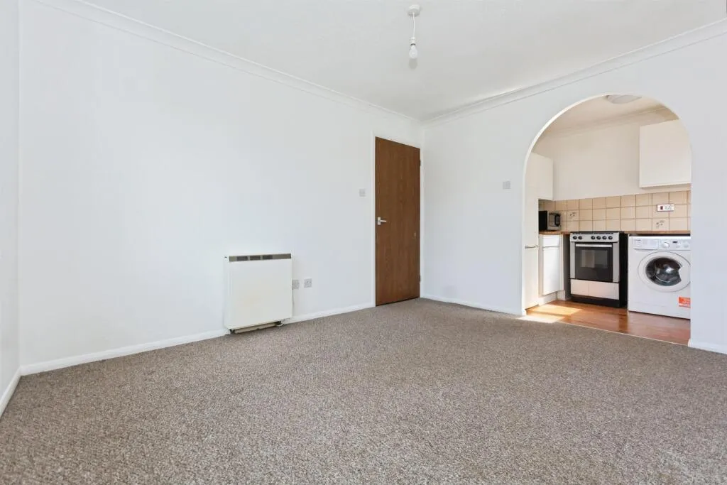1 bed Apartment