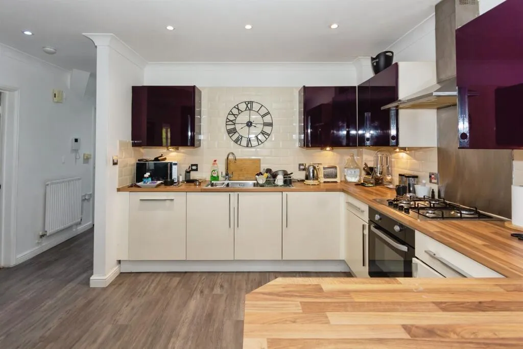 2 bed Apartment