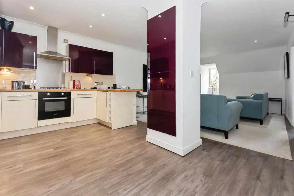 2 bed Apartment
