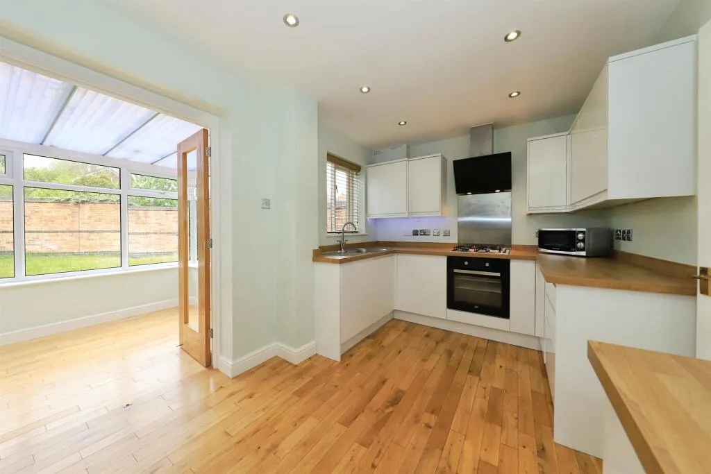 2 bed End of Terrace