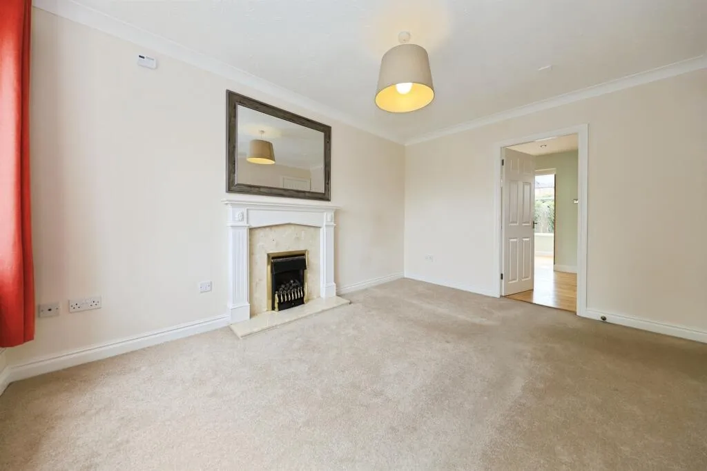 2 bed End of Terrace