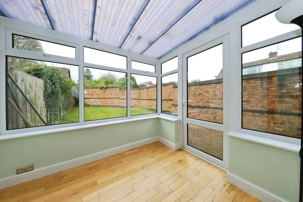 2 bed End of Terrace