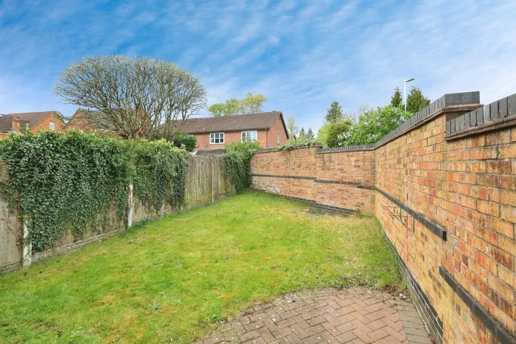 2 bed End of Terrace