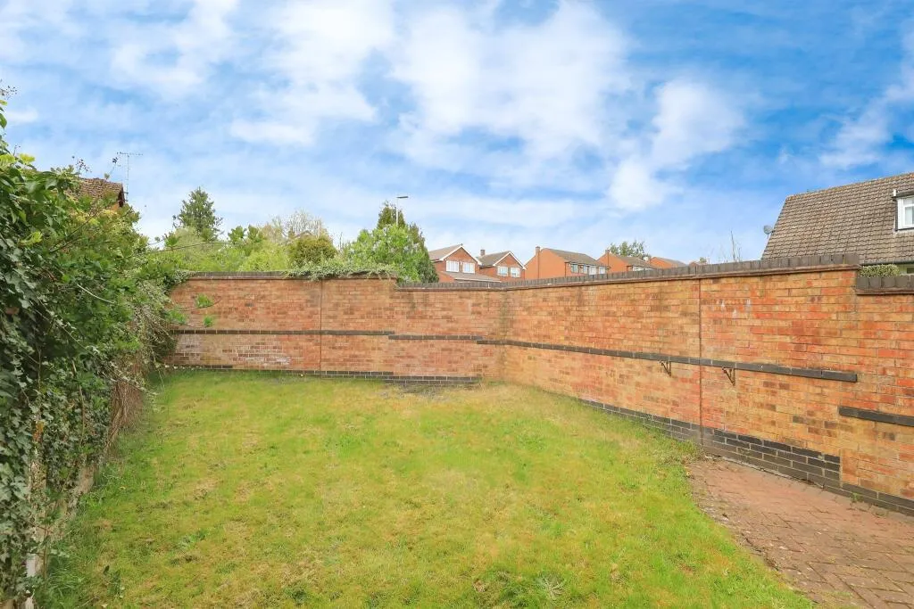 2 bed End of Terrace