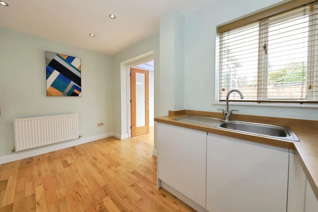 2 bed End of Terrace