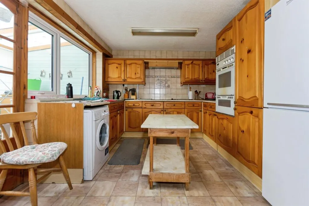 3 bed Terraced