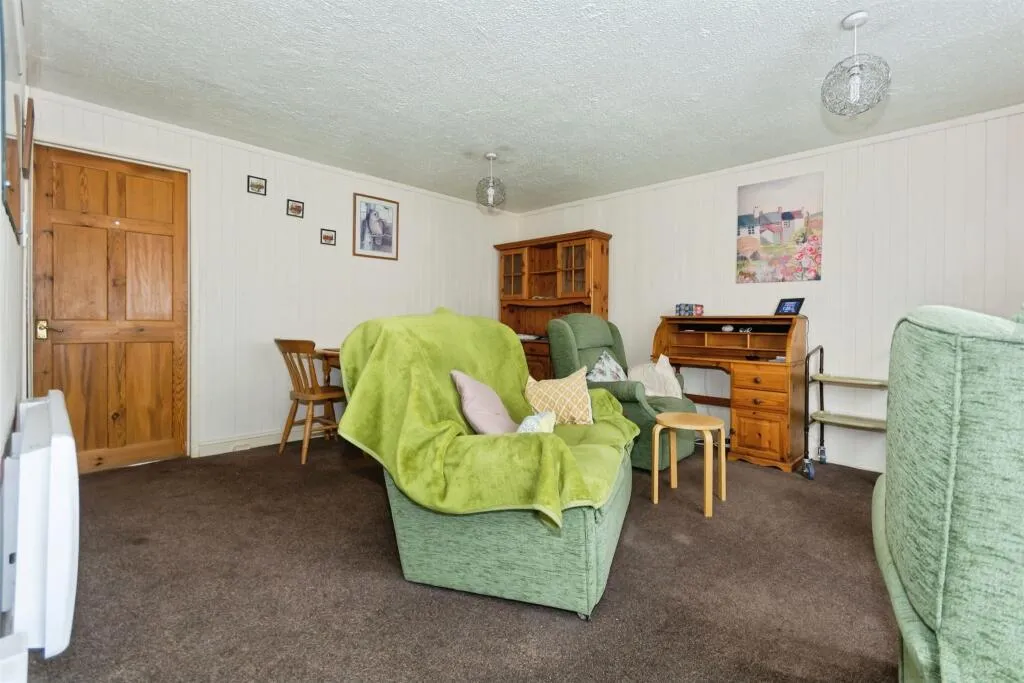 3 bed Terraced