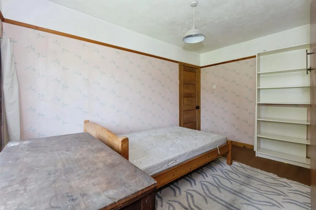 3 bed Terraced