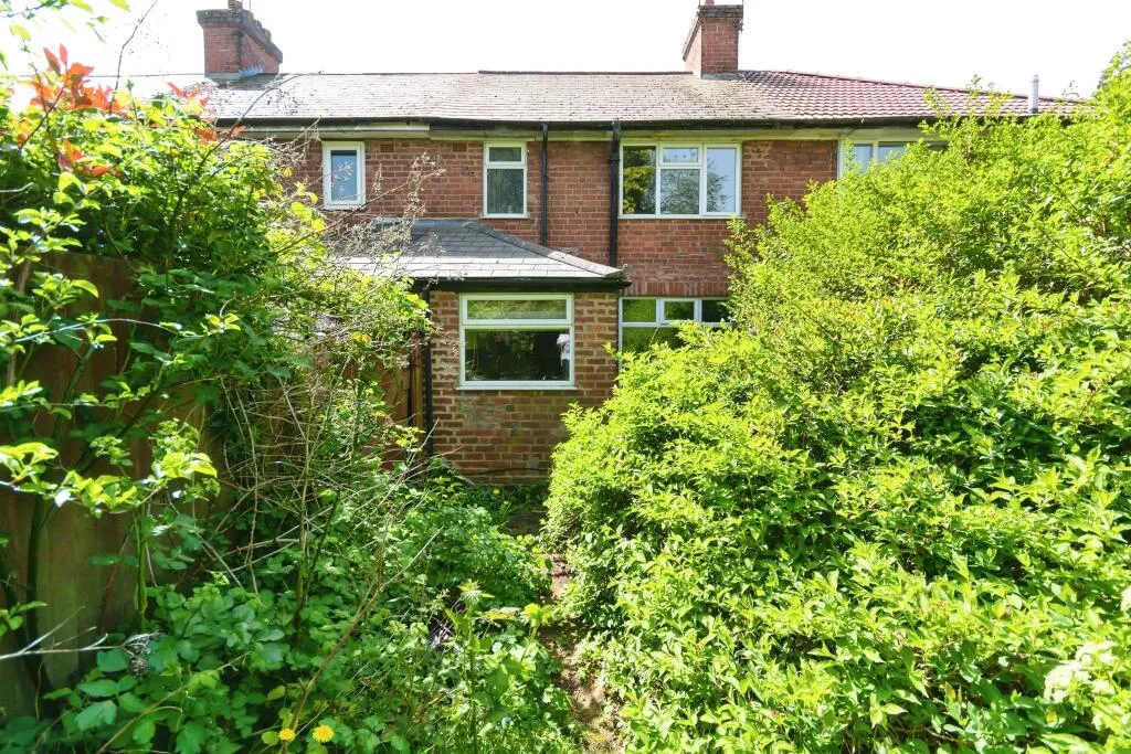 3 bed Terraced
