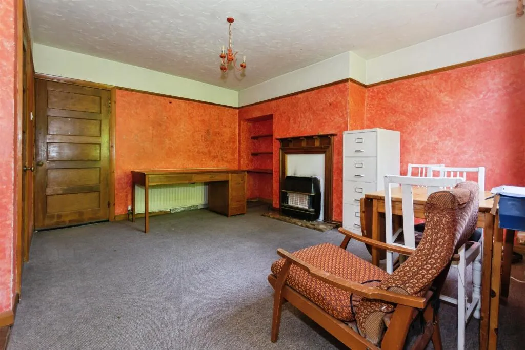 3 bed Terraced