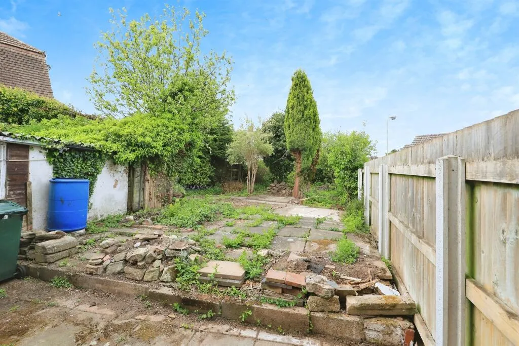 3 bed Semi-Detached