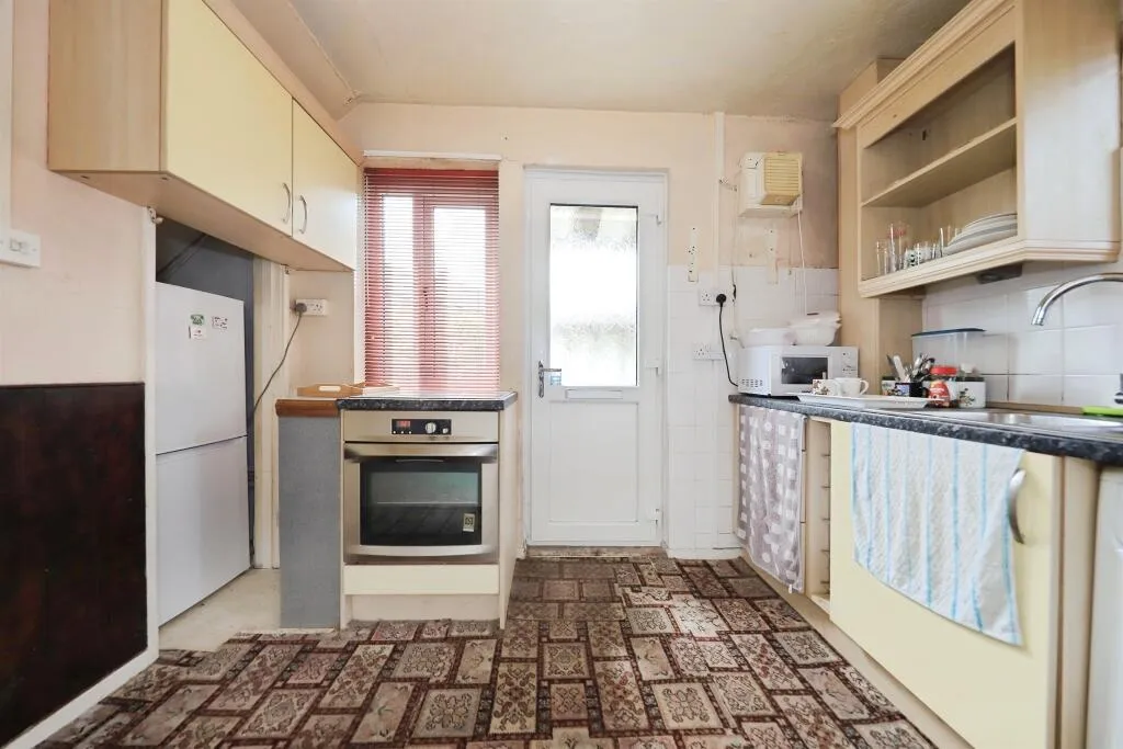 3 bed Semi-Detached