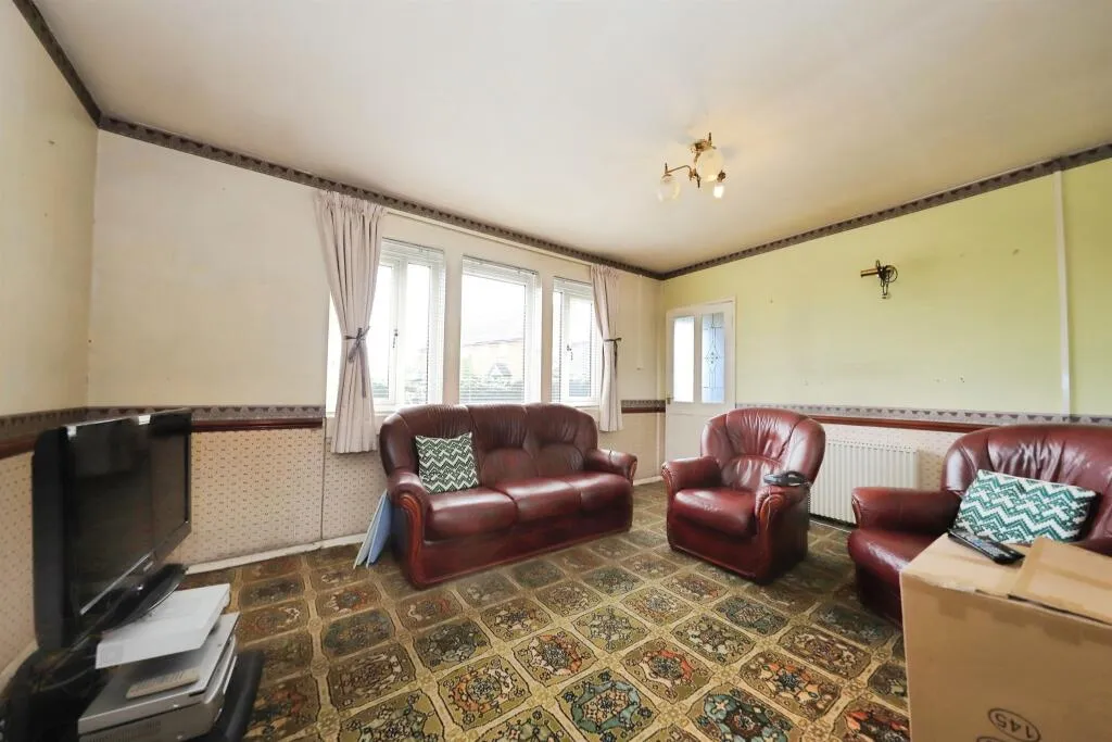 3 bed Semi-Detached