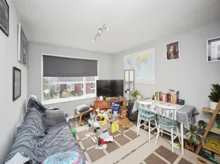 2 bed Apartment
