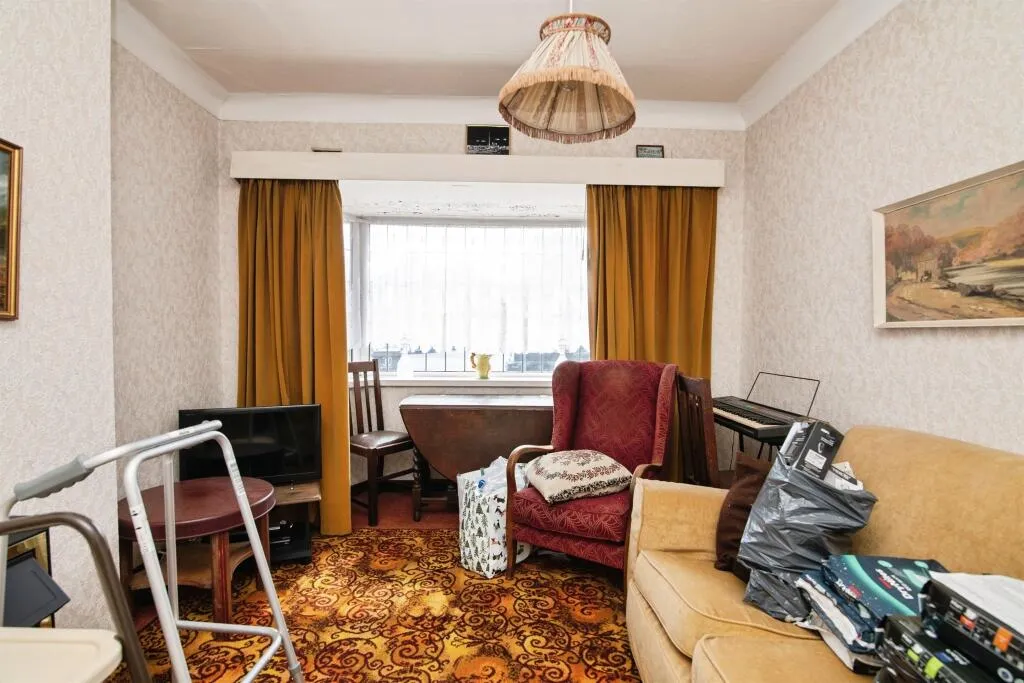 3 bed Terraced