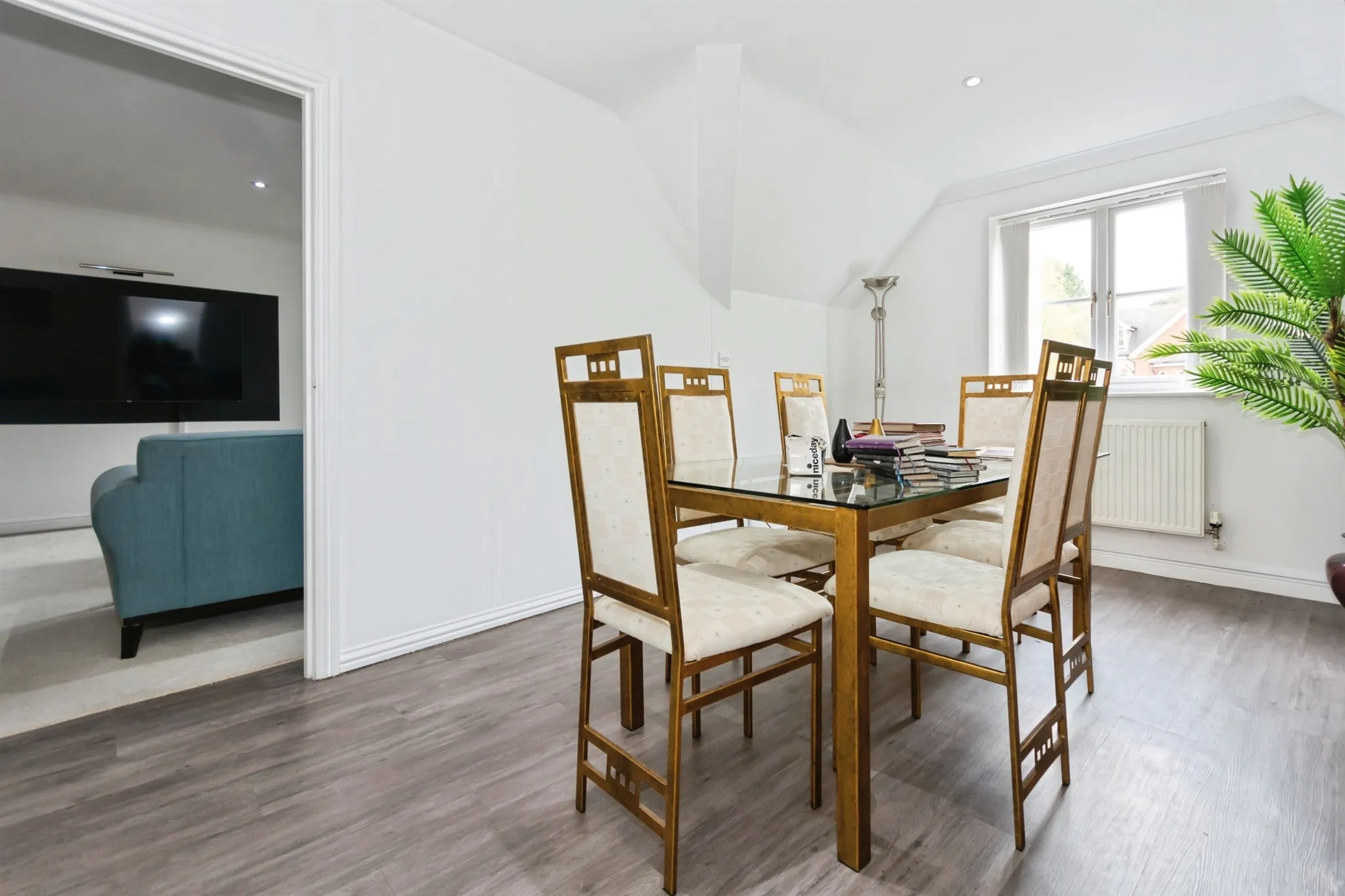 2 bed Apartment