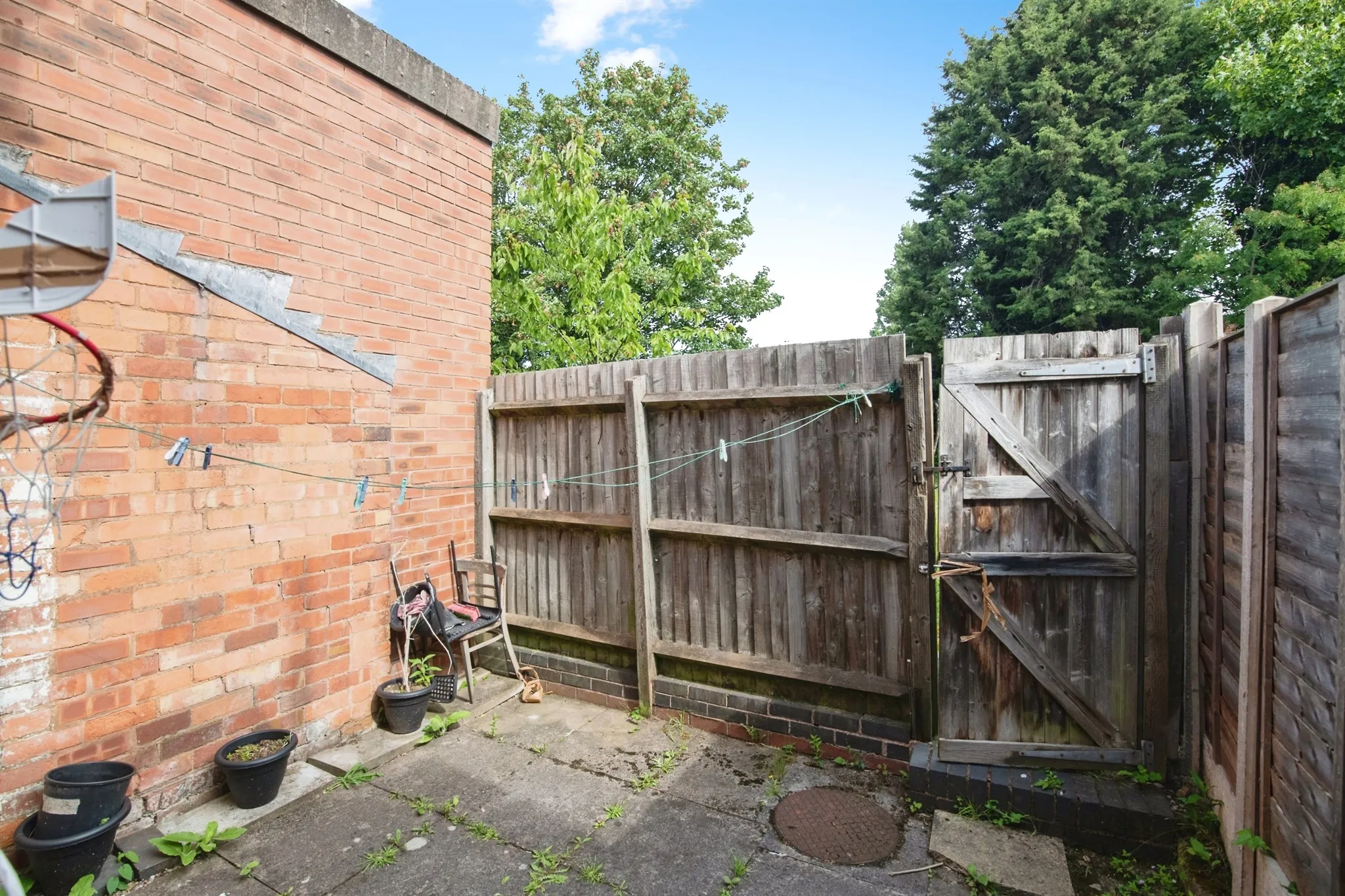 3 bed Terraced