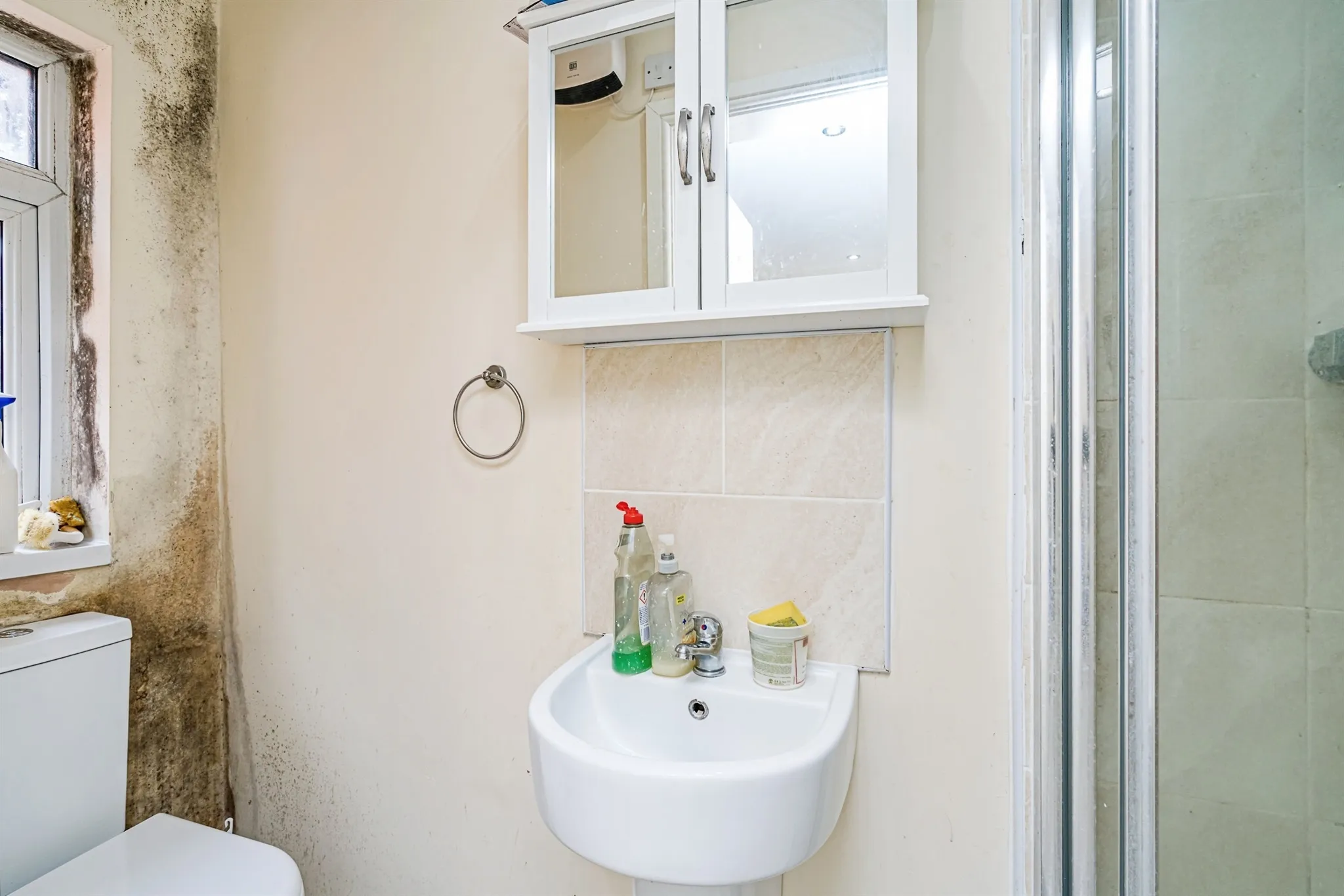 4 bed Semi-Detached