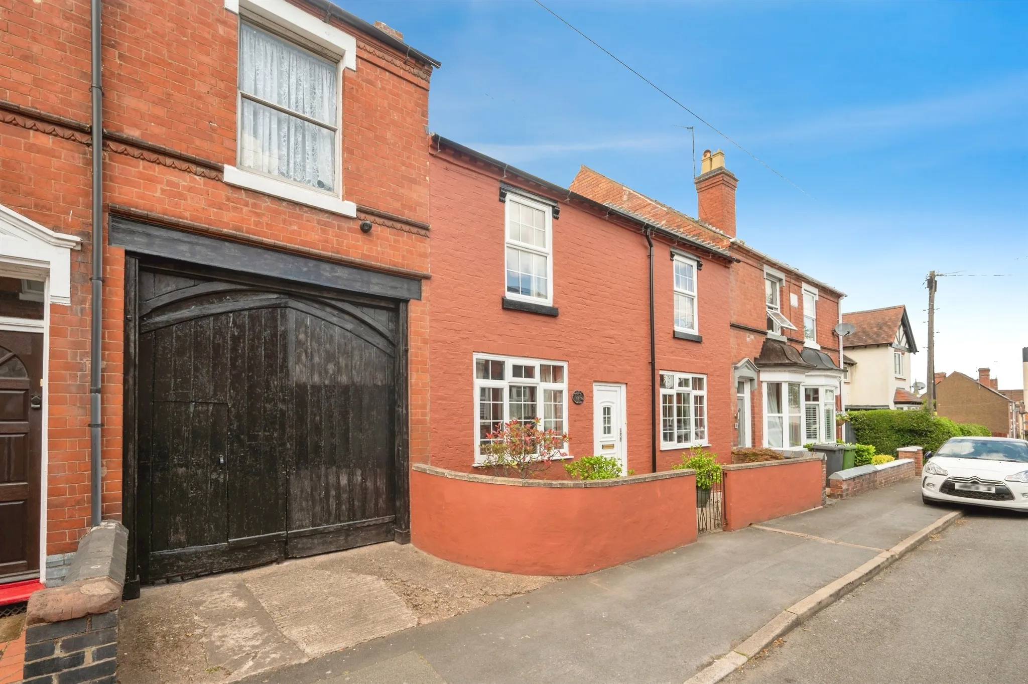4 bed Terraced