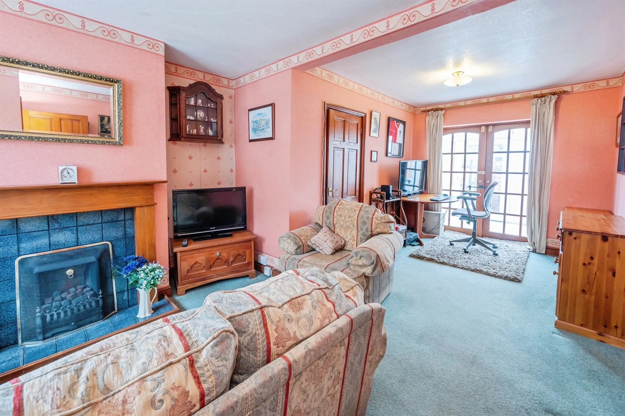 4 bed Terraced