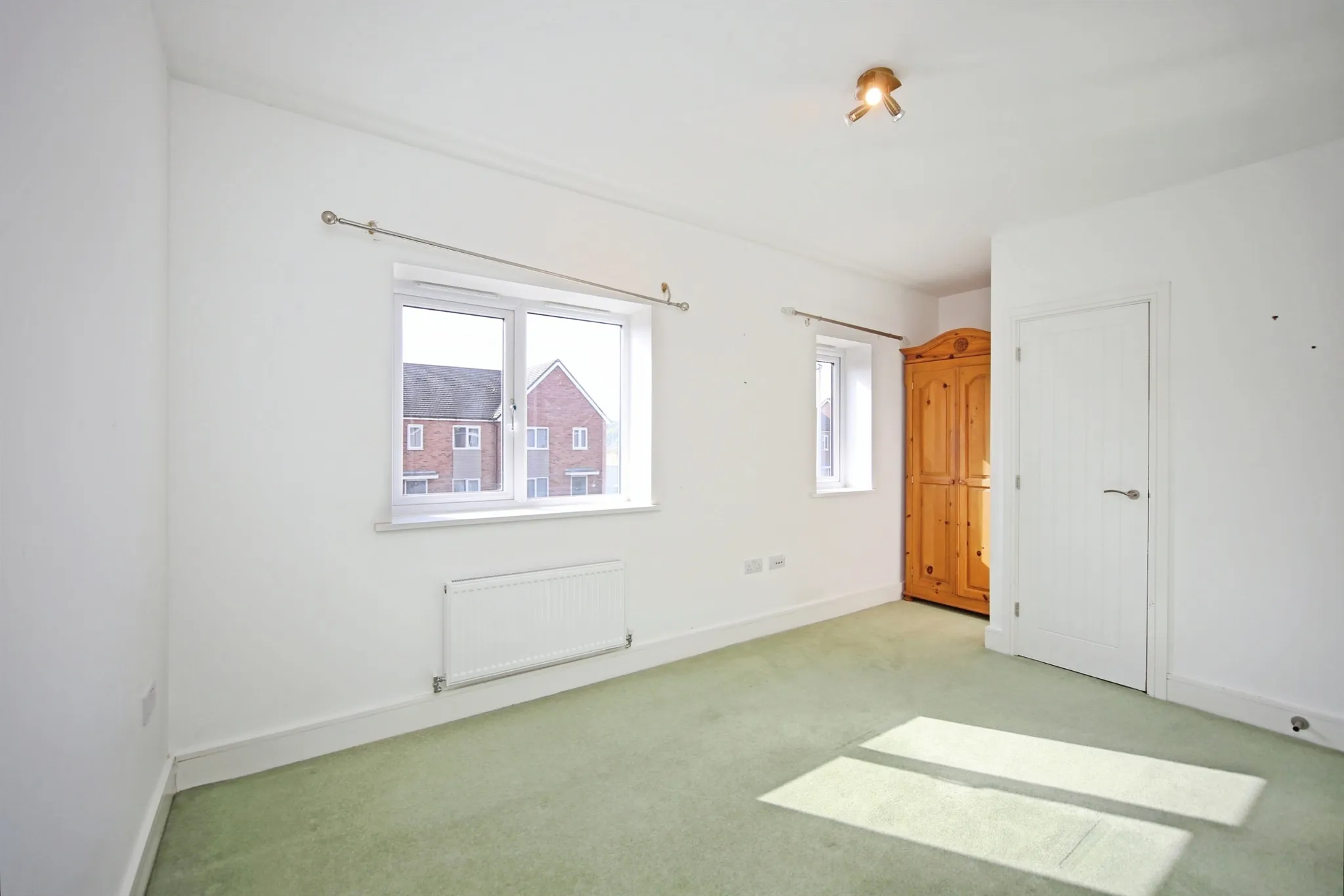 2 bed Semi-Detached