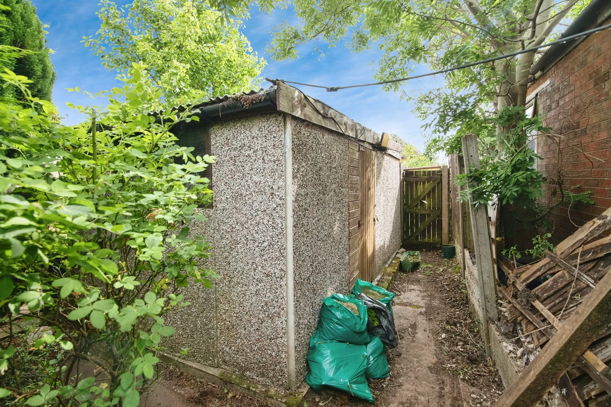3 bed Semi-Detached