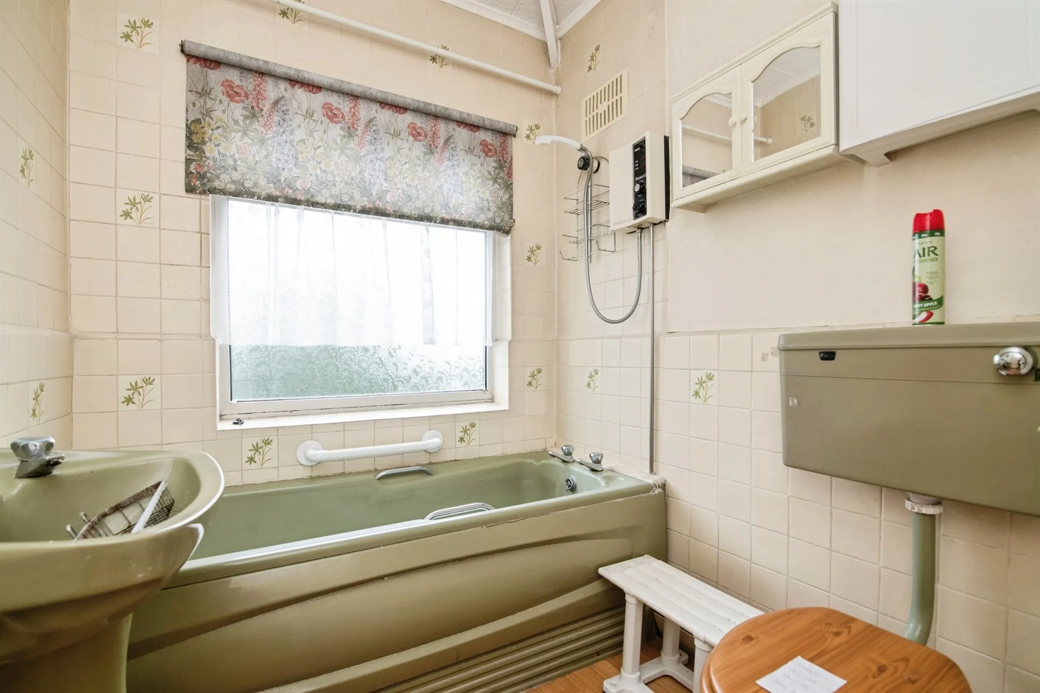 3 bed Semi-Detached
