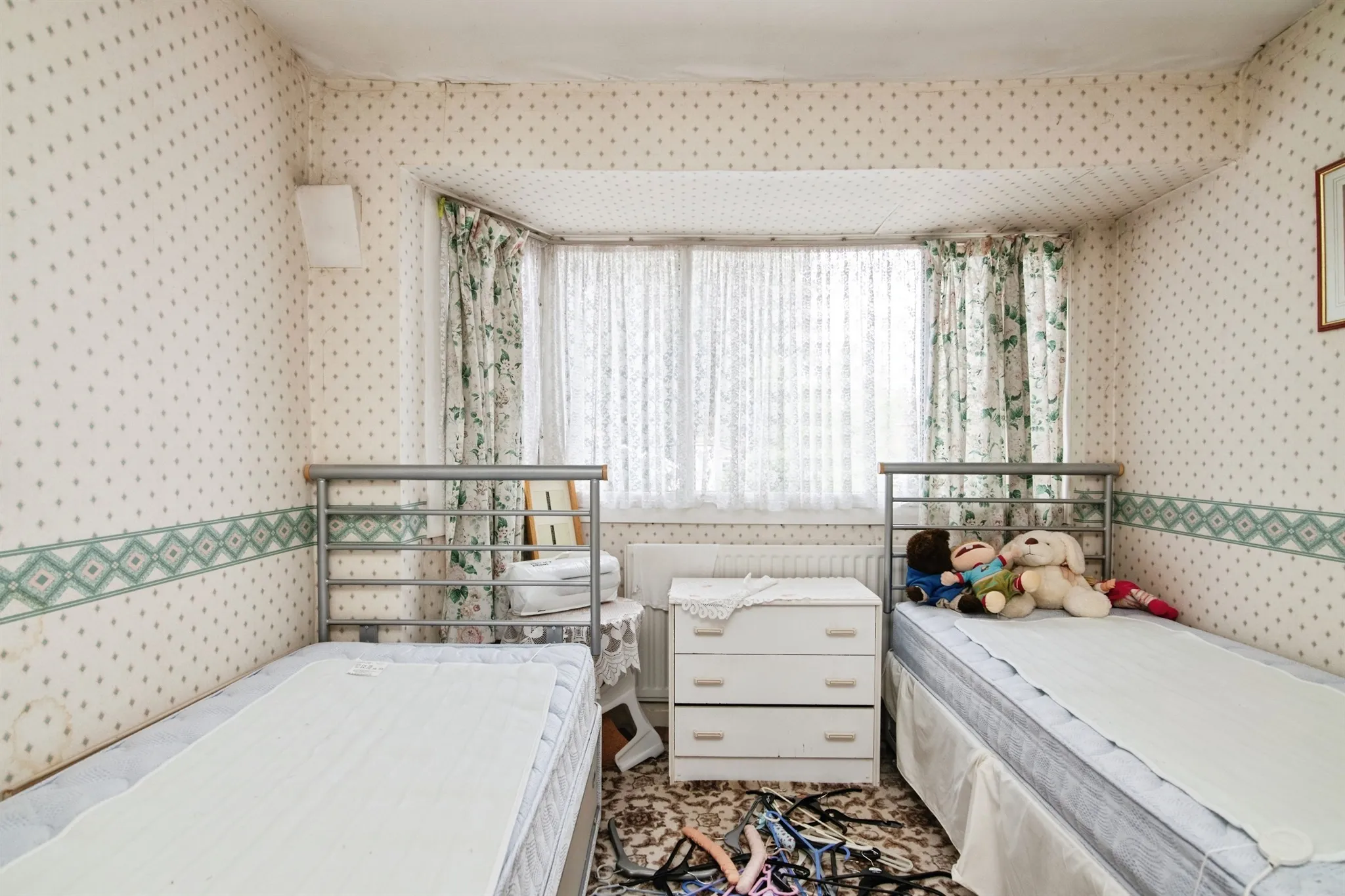 3 bed Semi-Detached