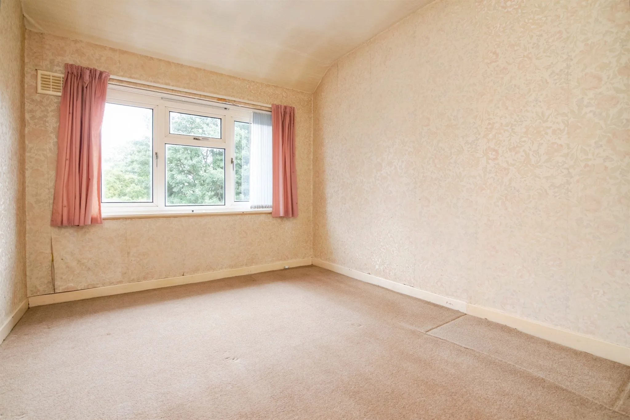 2 bed Terraced