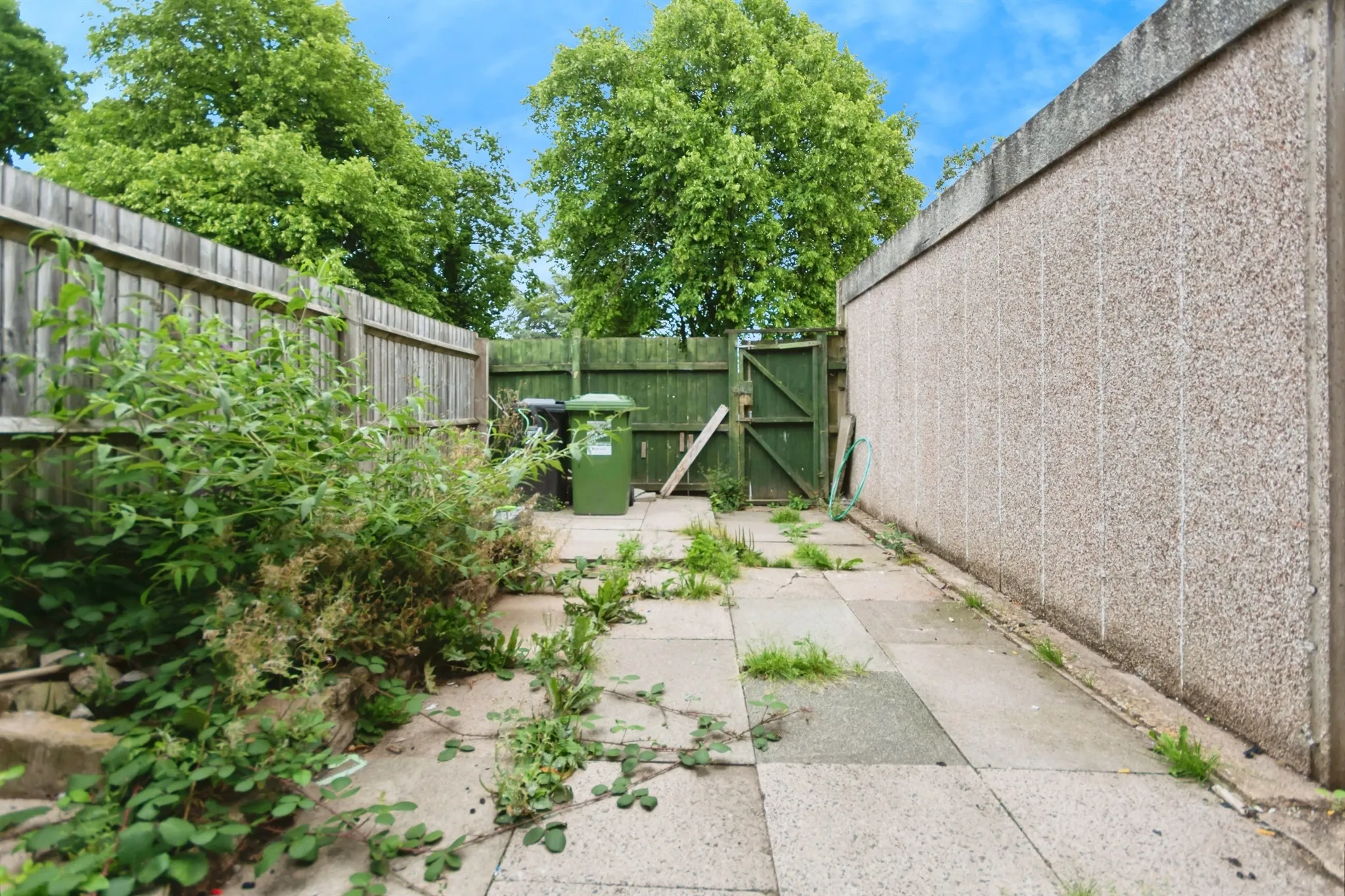 3 bed Terraced