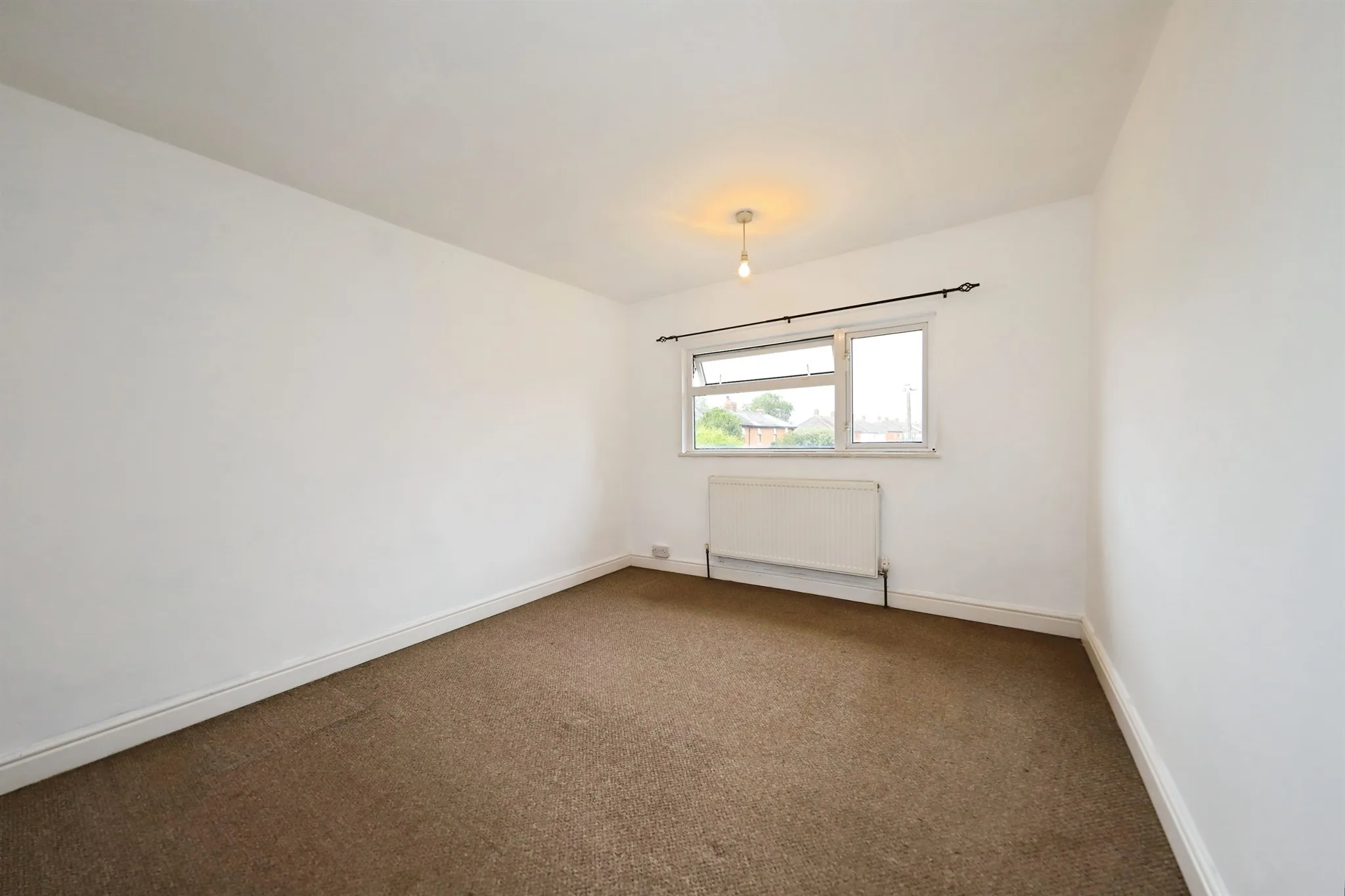 3 bed Terraced